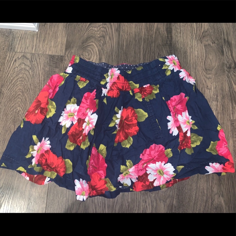 Hollister floral skirt